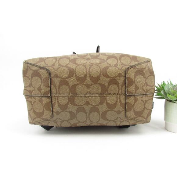 Coach Kleo Backpack In Signature Canvas - Picture 5 of 9